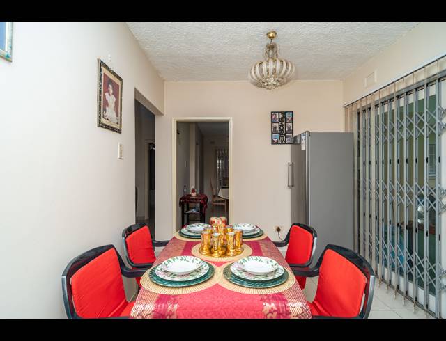 4 BEDROOM HOUSE FOR SALE IN SYDENHAM